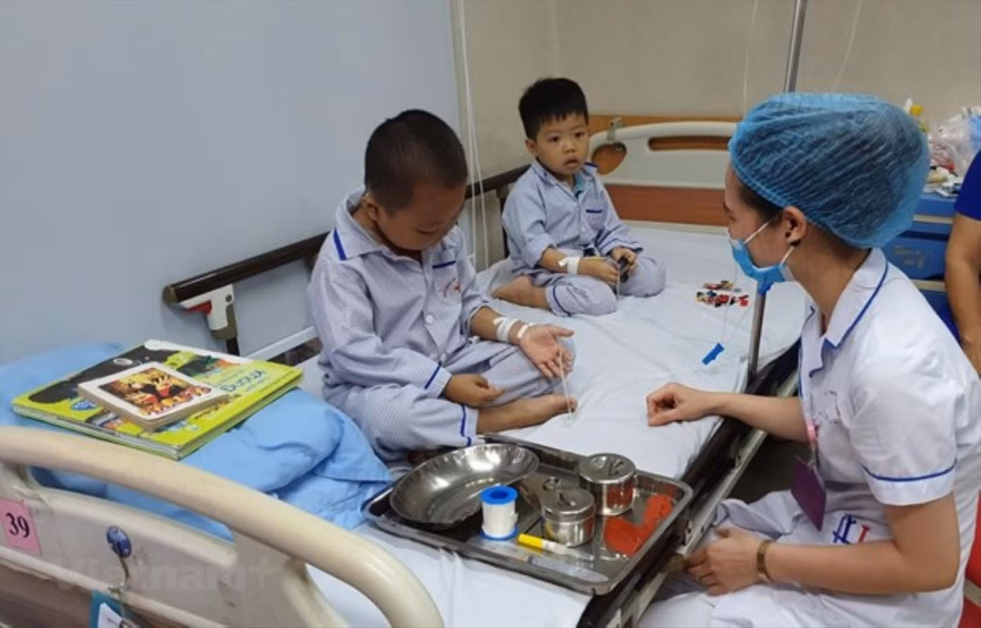 Trẻ mắc tan máu bẩm sinh phải truyền máu suốt đời Trẻ mắc tan máu bẩm sinh phải truyền máu suốt đời