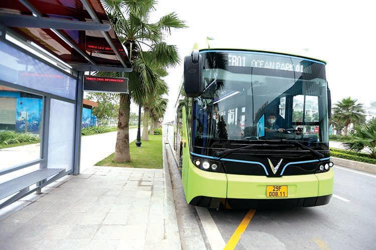 Xe buýt điện trong 9 tuyến điện buýt sắp mở chạy thử nghiệm trên đường