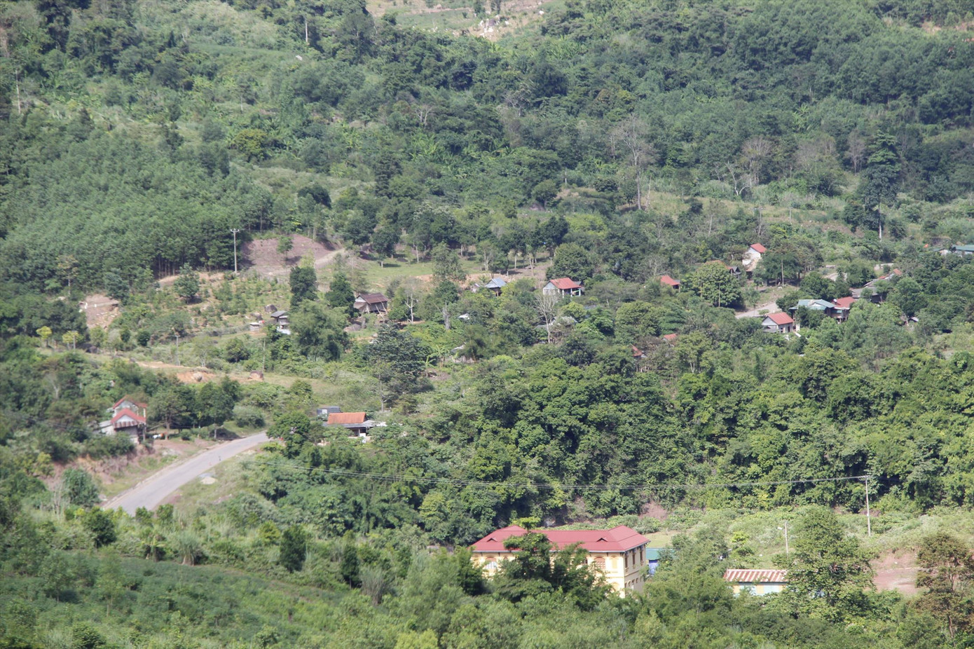 Quốc lộ 15 D lên Cửa khẩu Quốc tế La Lay hiện nay