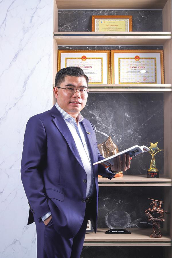 Anh Phan Tấn Đạt, Chủ tịch HĐQT KSB Anh Phan Tấn Đạt, Chủ tịch HĐQT KSB