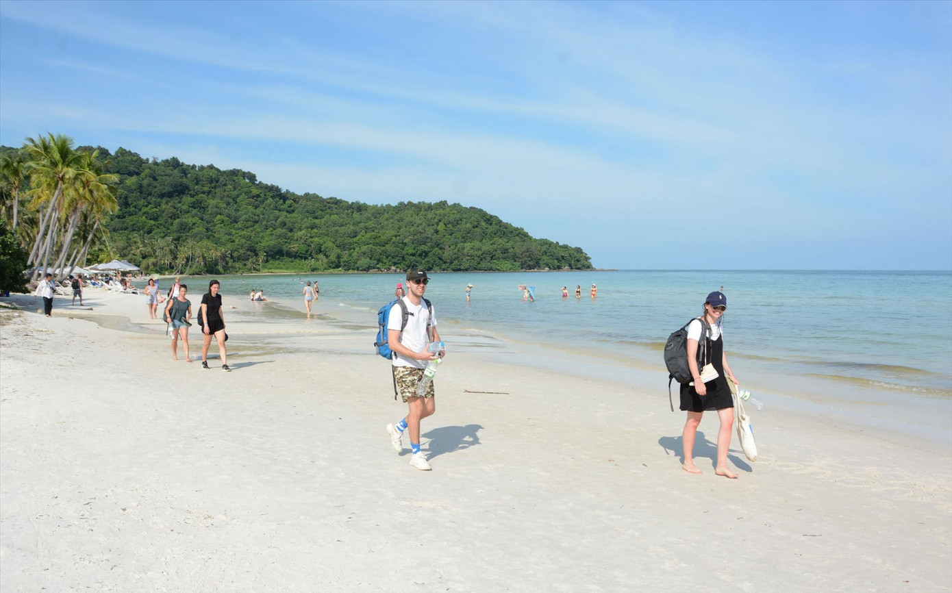 Phú Quốc là một trong những điểm đến hấp dẫn nhất dịp Tết Nguyên đán. Ảnh: NHẬT HUY Phú Quốc là một trong những điểm đến hấp dẫn nhất dịp Tết Nguyên đán. Ảnh: NHẬT HUY