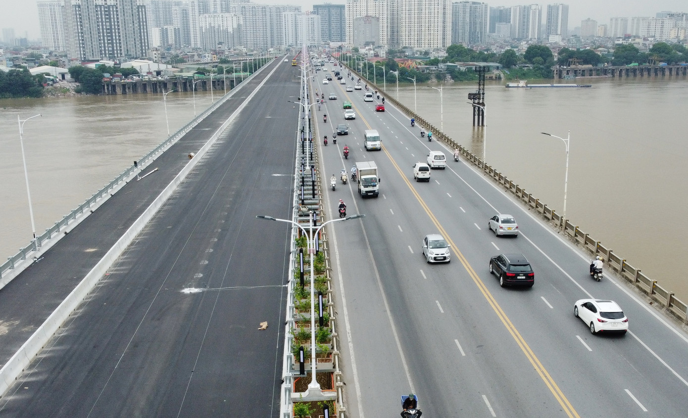 Cầu Vĩnh Tuy được Ban Giao thông Hà Nội thi công đúng tiến độ, tổ chức thông xe vào 30/8/2023