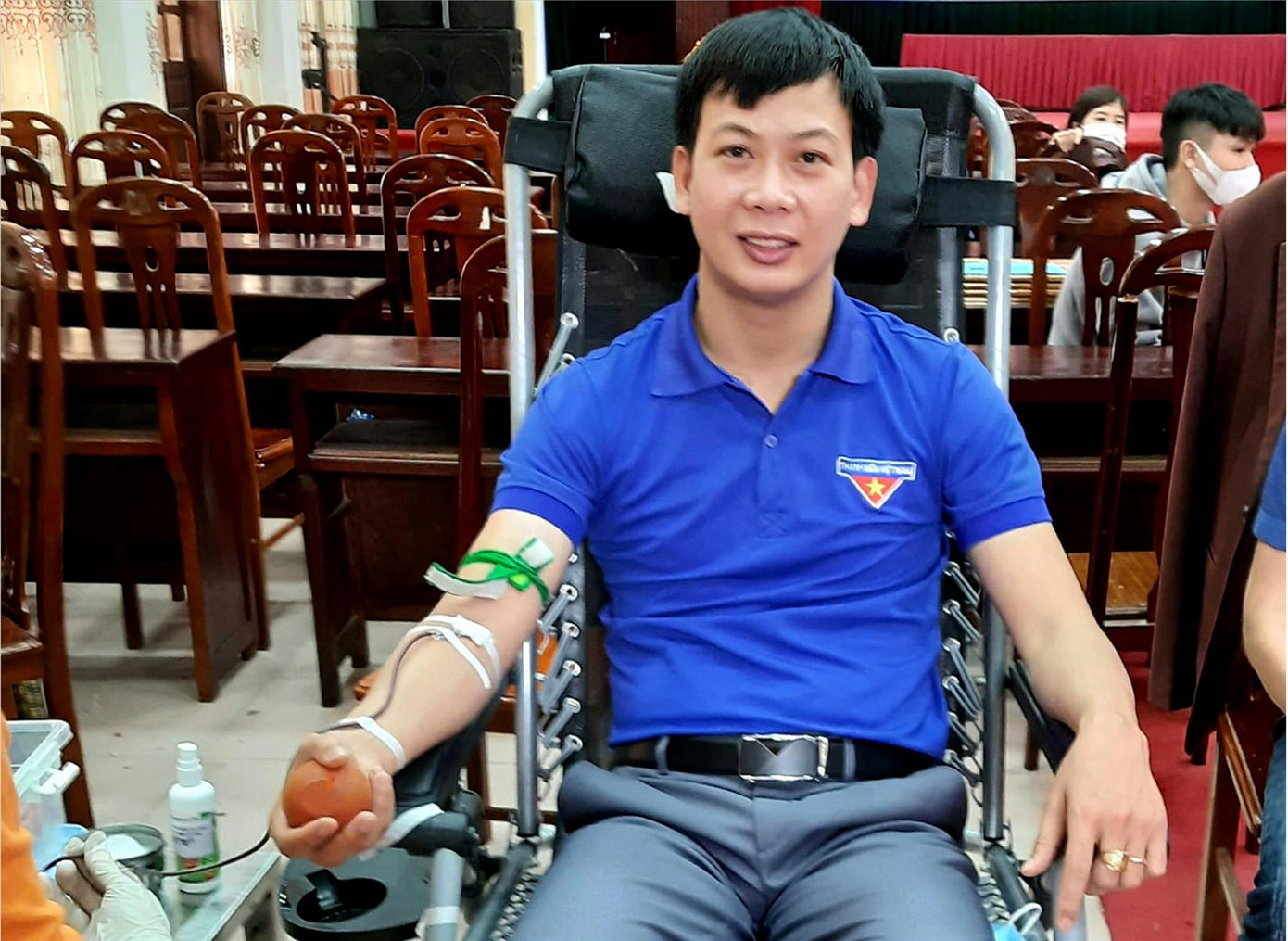 Anh Vũ Văn Thái, Bí thư Ðoàn xã Ngô Quyền (huyện Thanh Miện, Hải Dương) đã 16 lần tình nguyện hiến máu. Ảnh: NVCC Anh Vũ Văn Thái, Bí thư Ðoàn xã Ngô Quyền (huyện Thanh Miện, Hải Dương) đã 16 lần tình nguyện hiến máu. Ảnh: NVCC