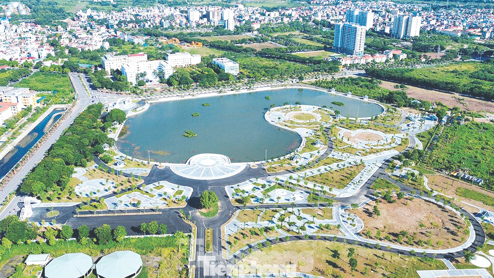 Nhiều công trình văn hóa, công viên hiện đại đã được đưa vào phục vụ người dân trong khu vực. Ảnh: Hoàng Mạnh Thắng