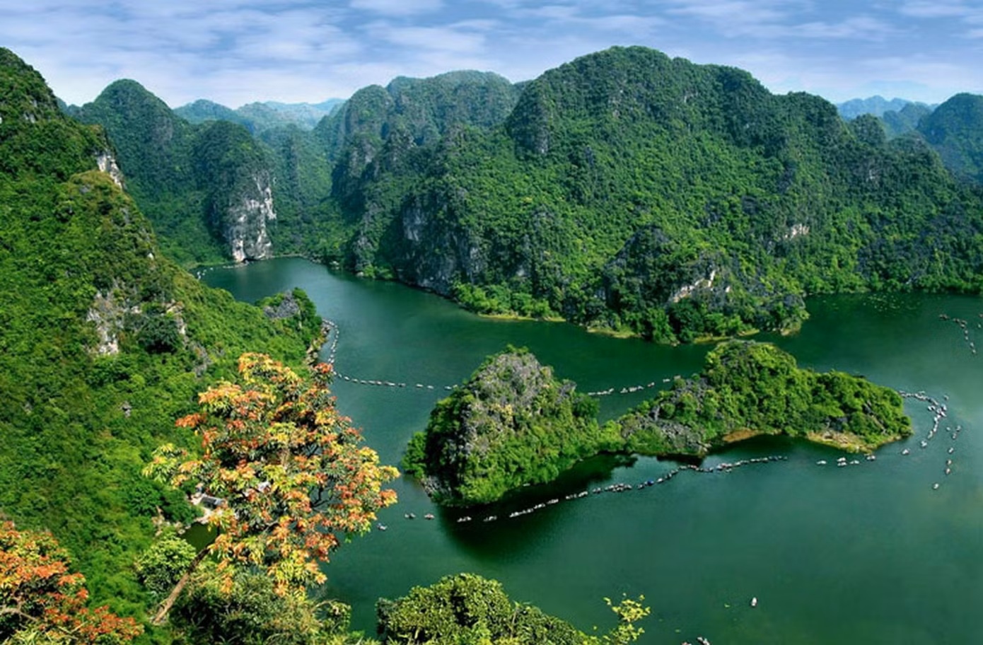 Khu di sản văn hóa và thiên nhiên thế giới Tràng An là một trong những điển hình về quản lý, bảo vệ và phát huy di sản. Ảnh: Hoàng Mạnh Thắng Khu di sản văn hóa và thiên nhiên thế giới Tràng An là một trong những điển hình về quản lý, bảo vệ và phát huy di sản. Ảnh: Hoàng Mạnh Thắng