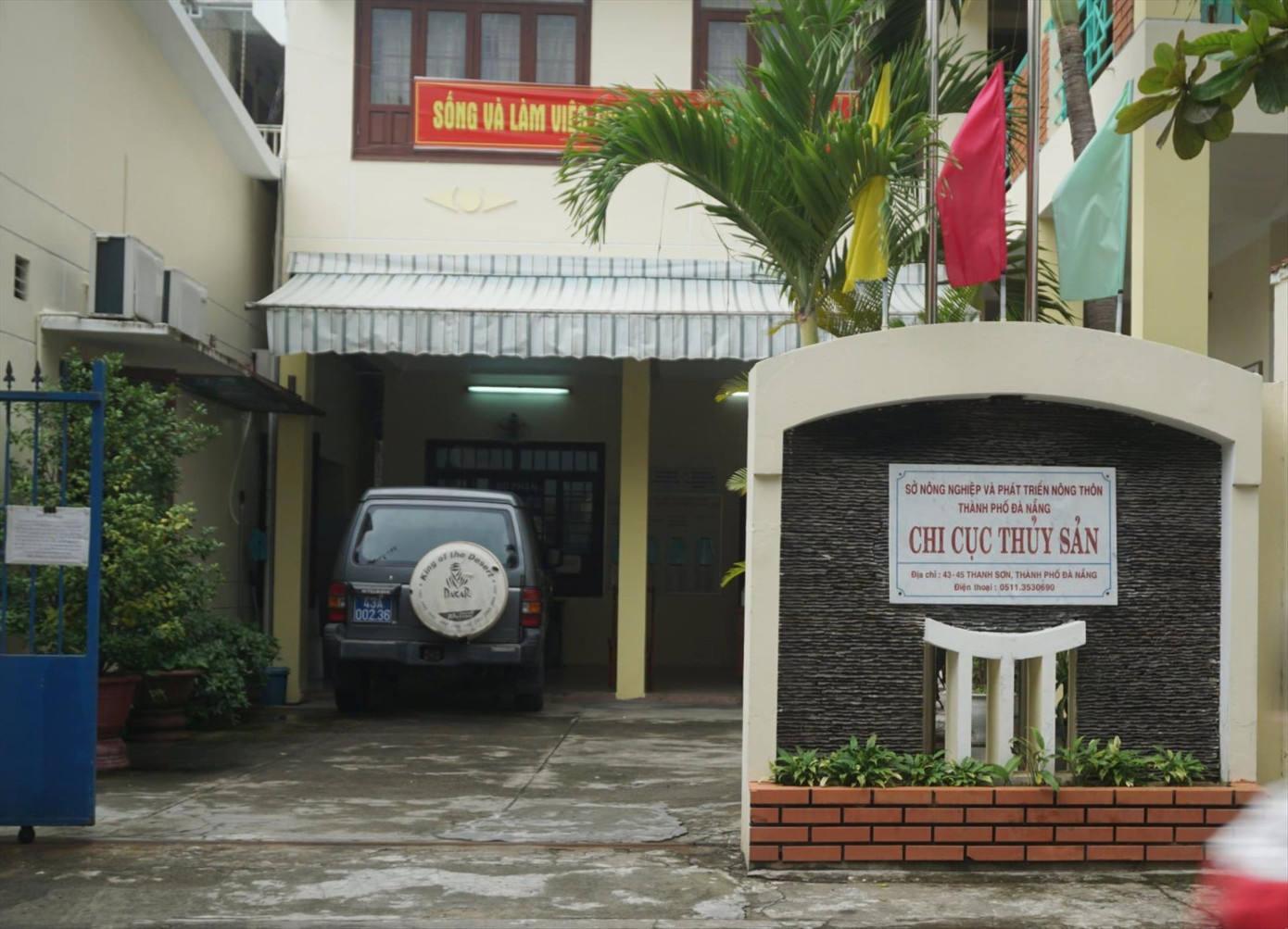 Hai công chức tại Chi cục Thủy sản (Sở NN&amp;PTNT TP Ðà Nẵng) bị kỷ luật khiển trách vì nhận quà biếu trị giá 55 triệu đồng