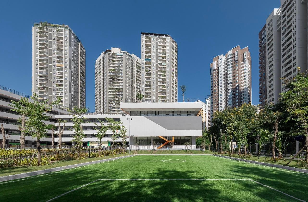 Quận Cầu Giấy phát triển mạnh các khu đô thị thông minh kết hợp xây dựng cơ sở vật chất giáo dục, y tế hiện đại Quận Cầu Giấy phát triển mạnh các khu đô thị thông minh kết hợp xây dựng cơ sở vật chất giáo dục, y tế hiện đại