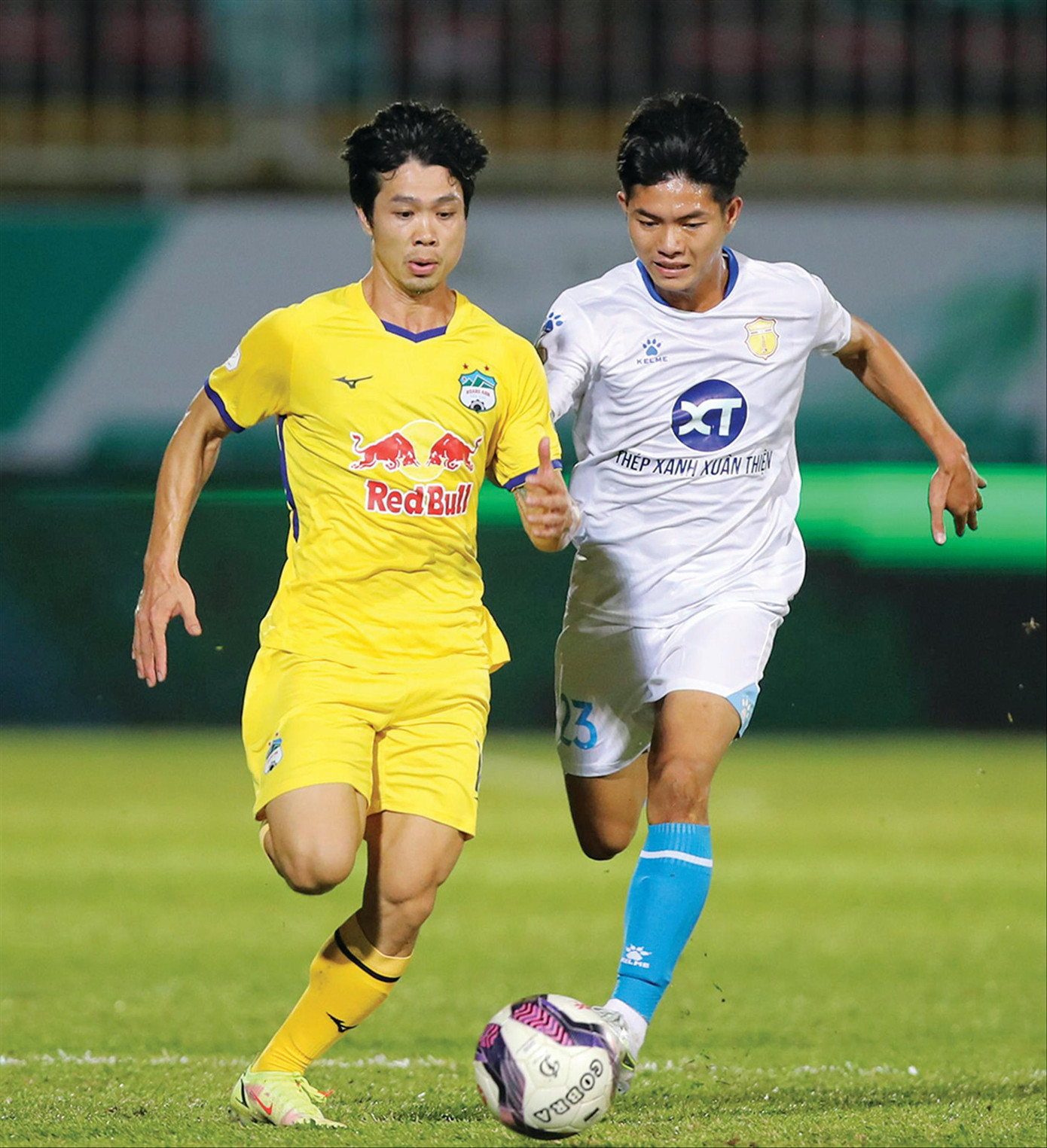 Công Phượng và Lương Xuân Trường sẽ được ông Park triệu tập bổ sung khi cận kề AFF Cup 2022? Ảnh: Anh Tú Công Phượng và Lương Xuân Trường sẽ được ông Park triệu tập bổ sung khi cận kề AFF Cup 2022? Ảnh: Anh Tú