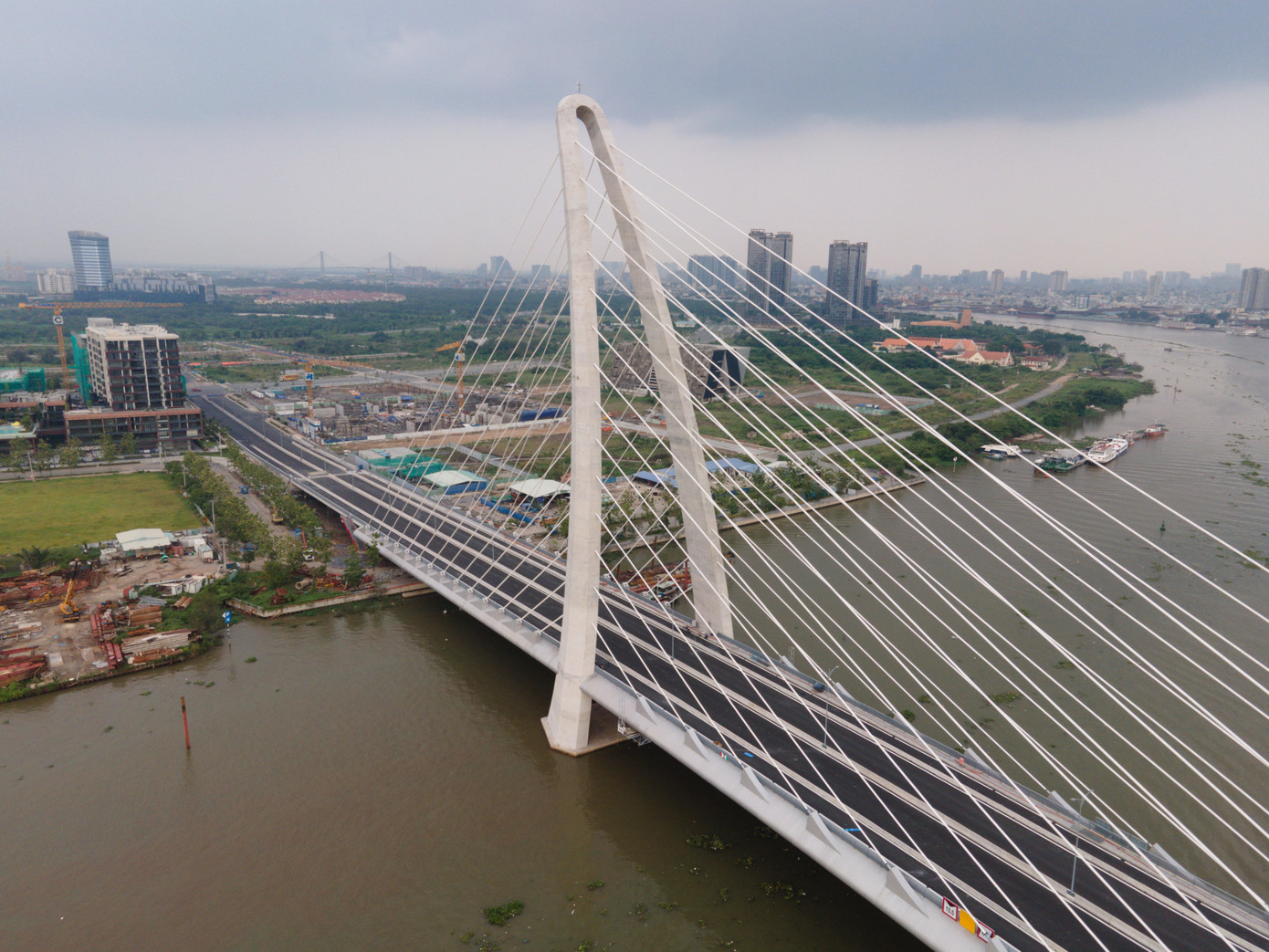 Ðến nay, chưa có DN bất động sản nào trúng đấu giá đất Thủ Thiêm nộp tiền cho Nhà nước theo quy định. Ảnh: Phạm Nguyễn Ðến nay, chưa có DN bất động sản nào trúng đấu giá đất Thủ Thiêm nộp tiền cho Nhà nước theo quy định. Ảnh: Phạm Nguyễn