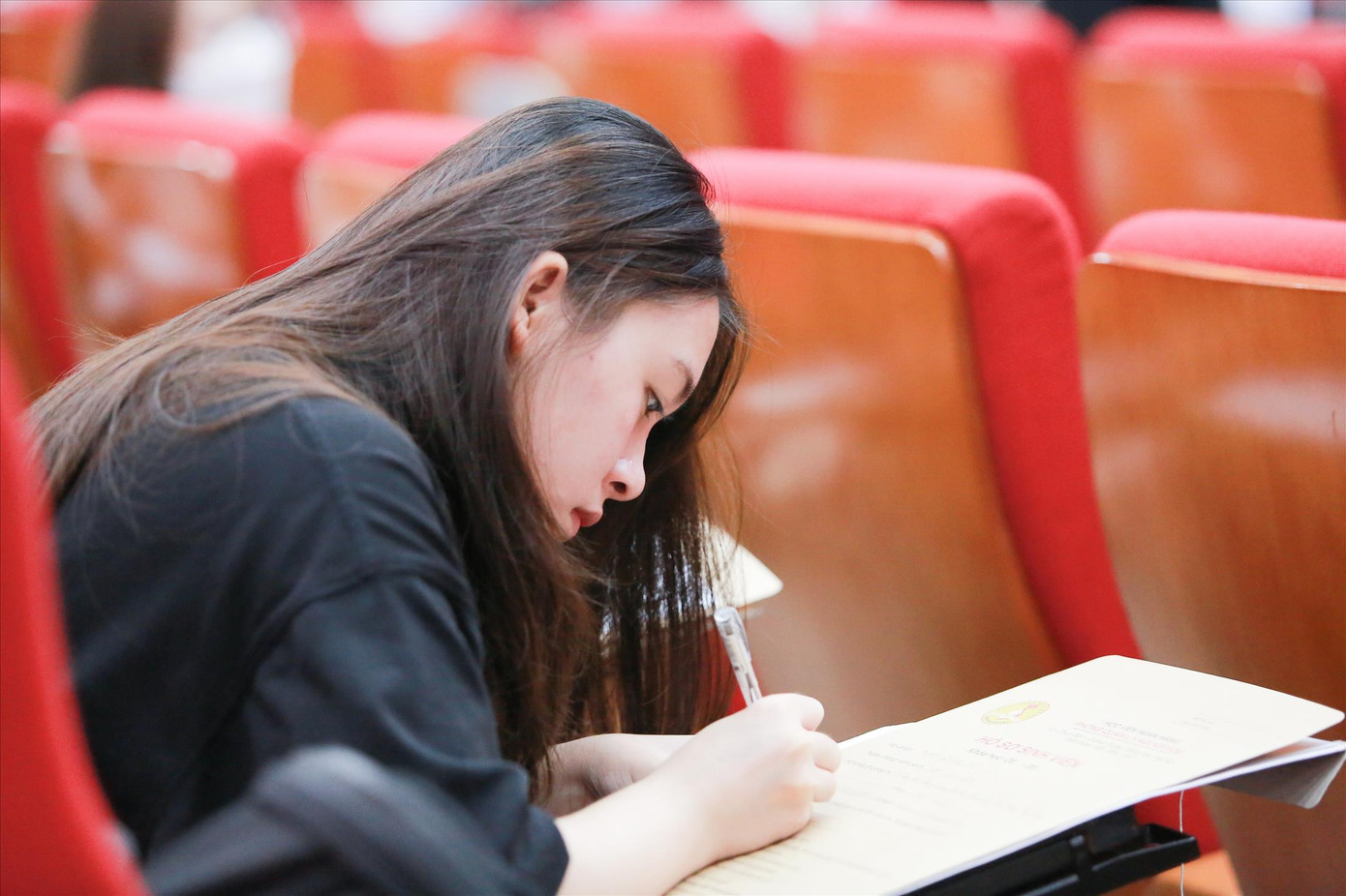 Sinh viên ngày nay cần làm chủ những phương tiện học tập mới để trở thành “chủ nhân” của cuộc cách mạng công nghệ số