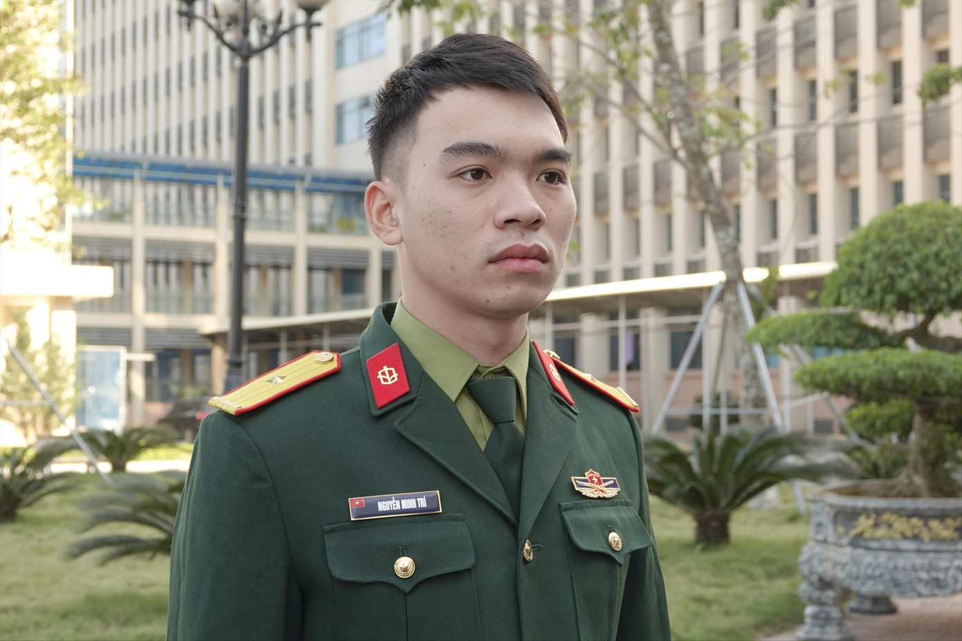 Thiếu úy Nguyễn Minh Trí Thiếu úy Nguyễn Minh Trí