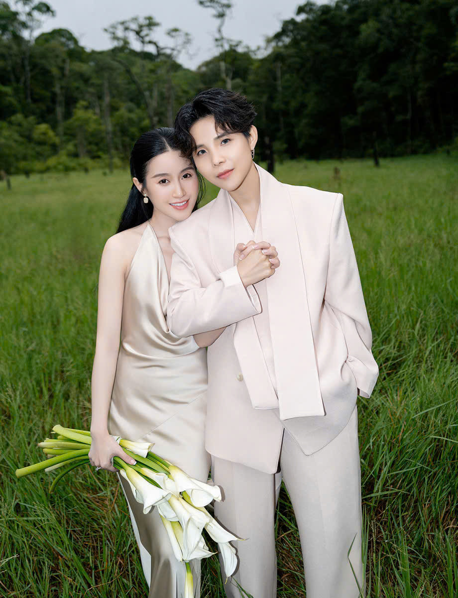 Vũ Cát Tường và Thu Trang tung ảnh cưới lãng mạn