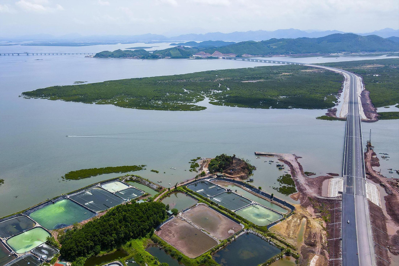 Thời gian tới, một trong những nhiệm vụ lớn của Quy hoạch tổng thể quốc gia là hoàn thiện mạng lưới đường bộ cao tốc