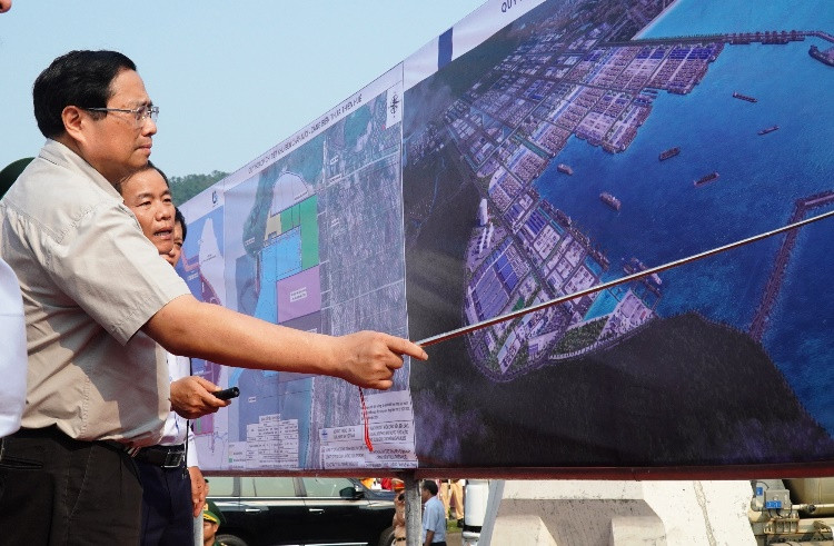Thủ tướng Phạm Minh Chính thị sát khu vực cảng Chân Mây năm 2024