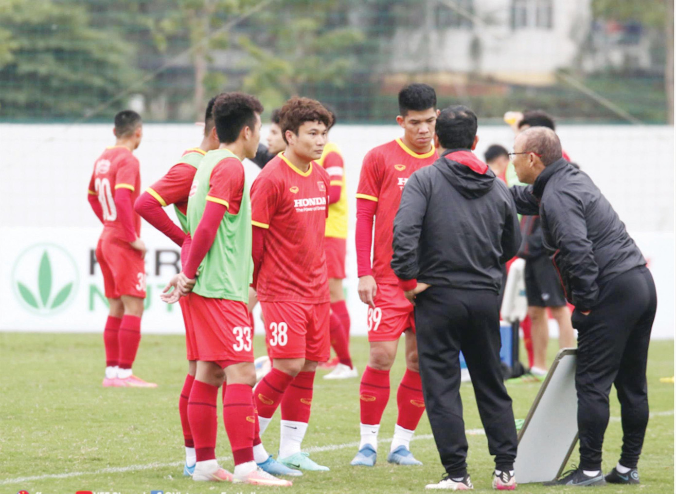 HLV Park Hang-seo sẽ sử dụng ai trong số các tân binh được triệu tập vào đội tuyển Việt Nam? Ảnh: Anh Ðoàn HLV Park Hang-seo sẽ sử dụng ai trong số các tân binh được triệu tập vào đội tuyển Việt Nam? Ảnh: Anh Ðoàn