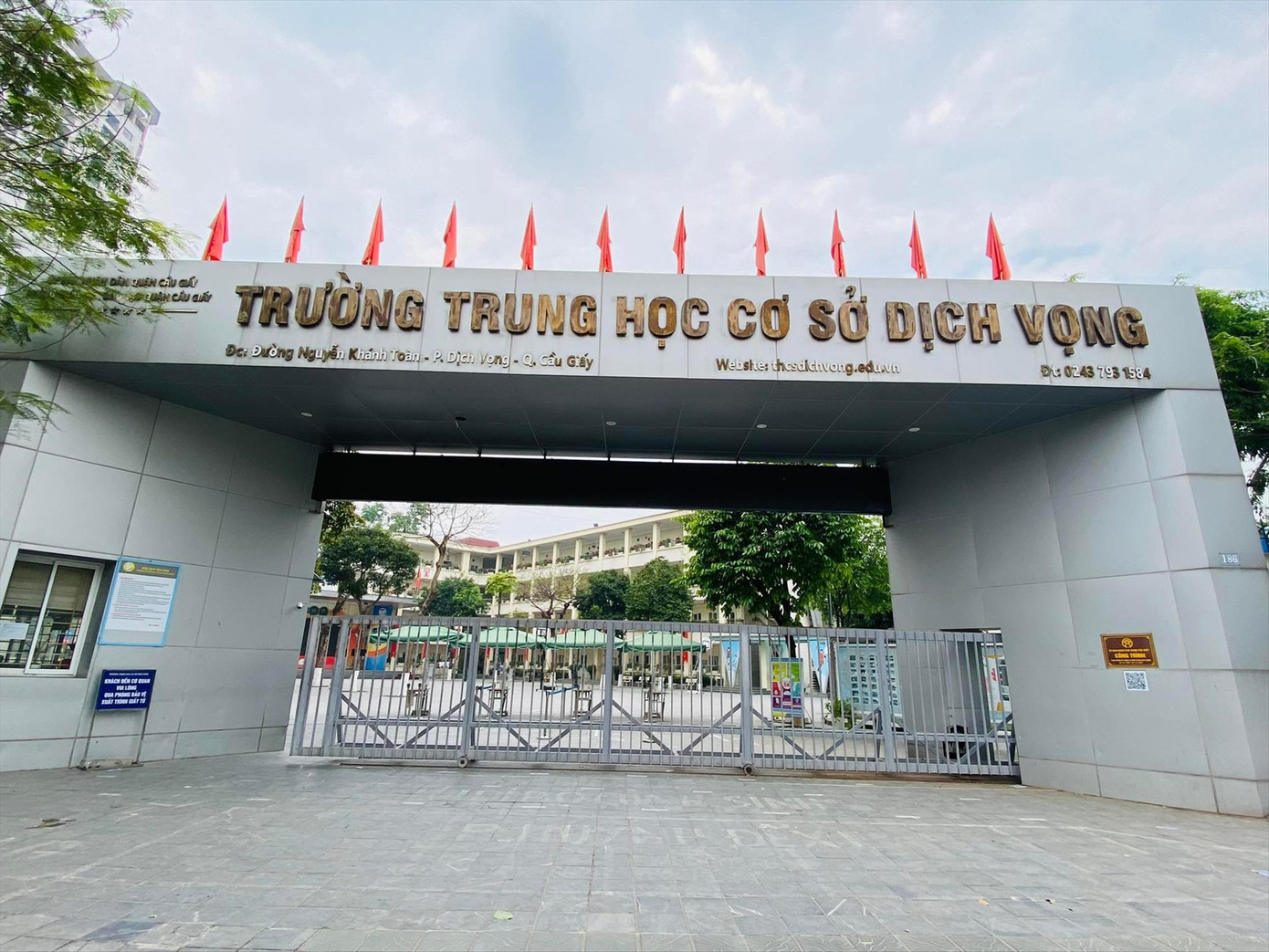 Trường THCS Dịch Vọng ( Cầu Giấy, Hà Nội)