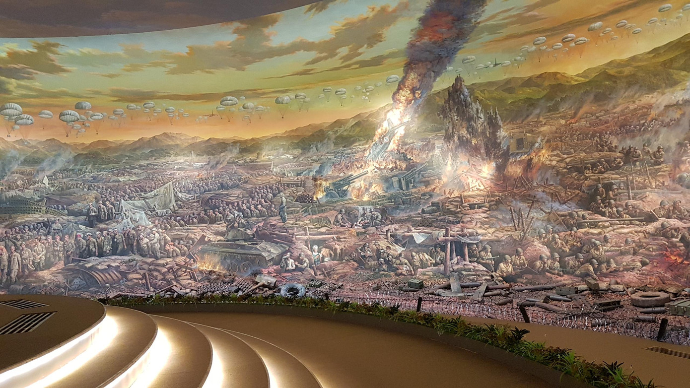 Một góc của bức tranh Panorama Điện Biên Phủ Một góc của bức tranh Panorama Điện Biên Phủ