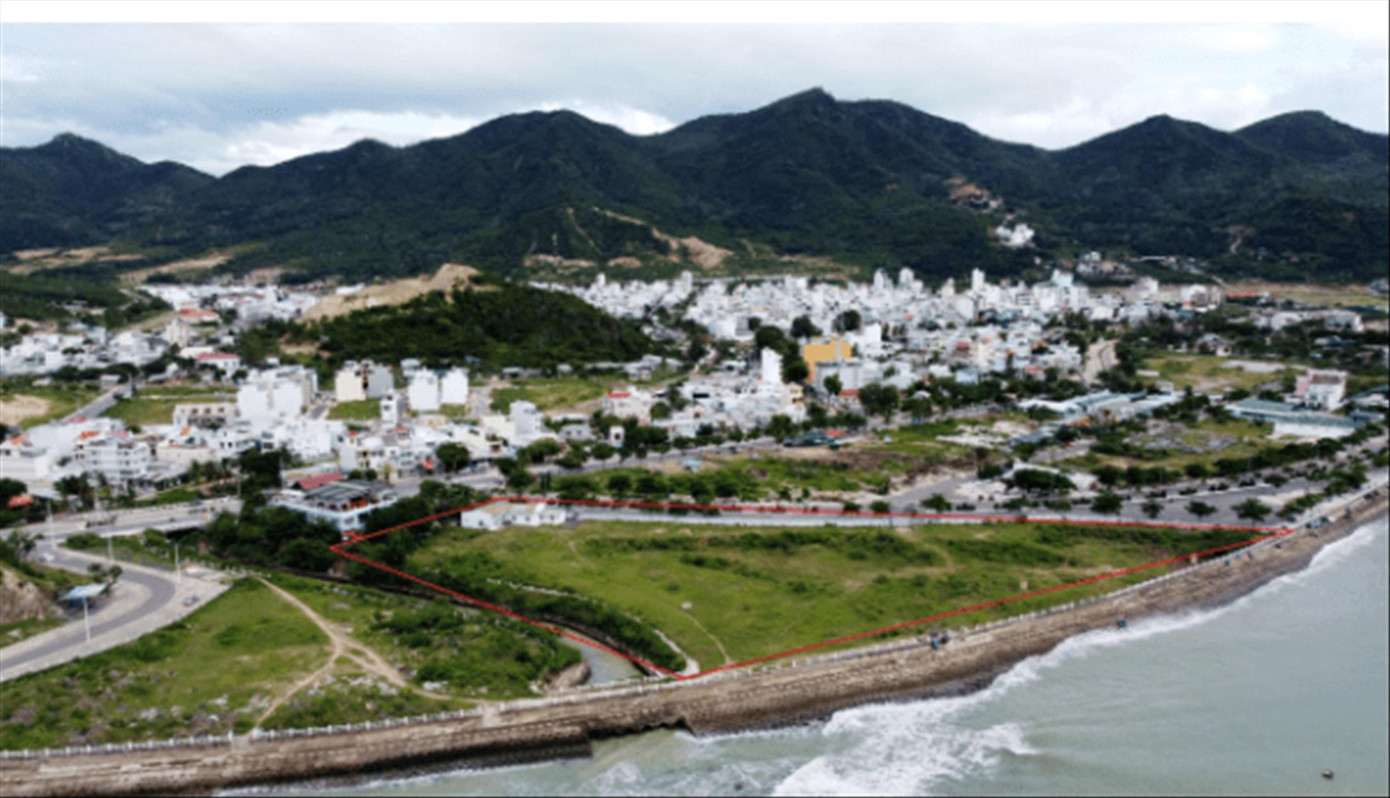 Người dân TP Nha Trang đã nhiều lần kiến nghị địa phương thu hồi dự án Trimet Nha Trang (khu khoanh đỏ). Ảnh: L.H