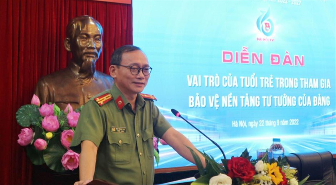 Thượng tá Ðào Trung Hiếu