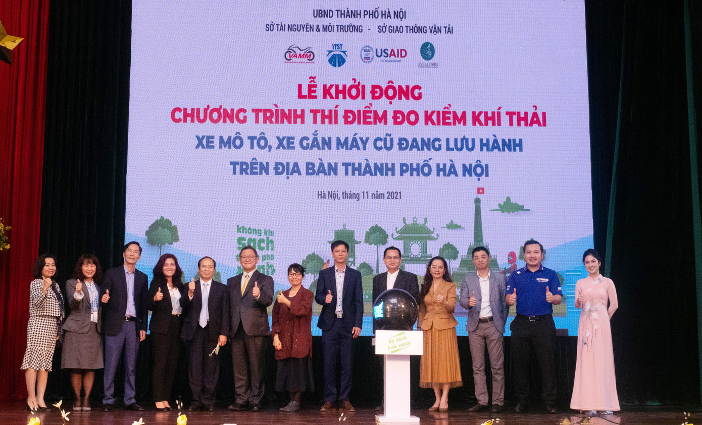 Sở TN&amp;MT, Sở Giao thông Vận tải, Hiệp hội các nhà sản xuất xe máy Việt Nam; Trung tâm Sống, học tập vì môi trường và cộng đồng; Viện Khoa học công nghệ &amp; bảo vệ môi trường cùng hợp tác triển khai Chương trình đo kiểm khí thải xe mô tô, xe gắn máy cũ đang lưu hành trên địa bàn thành phố Hà Nội