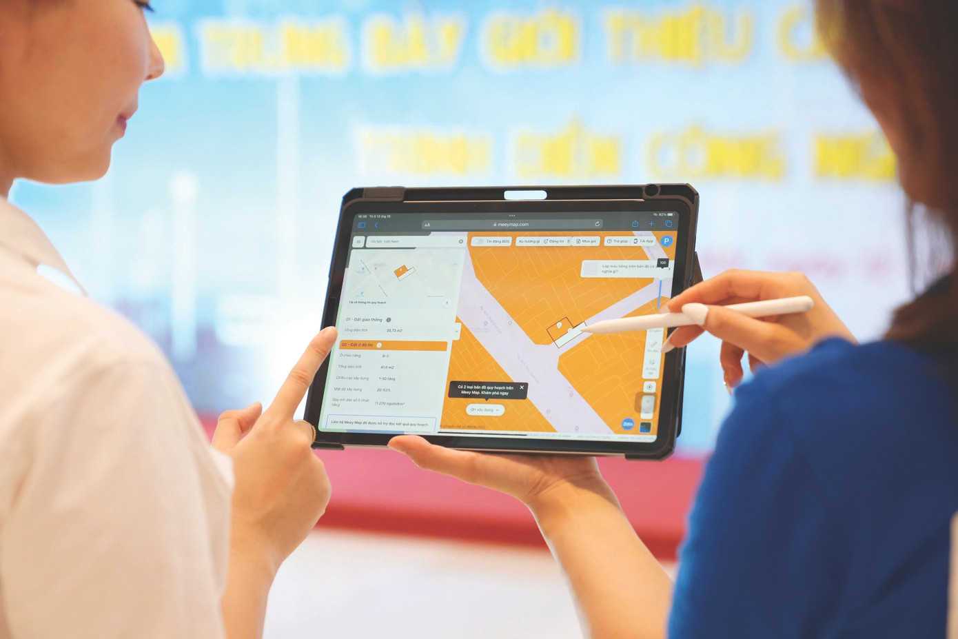 Meey Map được tích hợp nhiều tính năng vượt trội từ AI, Meey Atlas, Meey CRM Meey Map được tích hợp nhiều tính năng vượt trội từ AI, Meey Atlas, Meey CRM