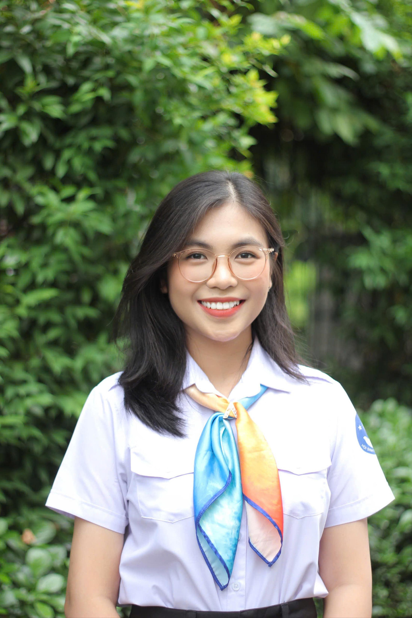 Bạn Nguyễn Minh Uyên Bạn Nguyễn Minh Uyên