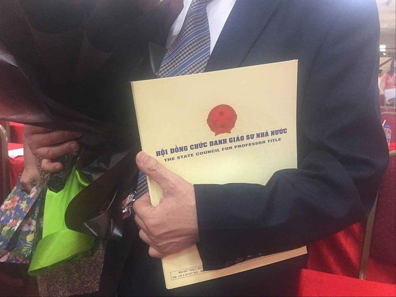 Giá trị của học hàm GS hay PGS nằm ở việc đóng góp cho nghiên cứu và đào tạo