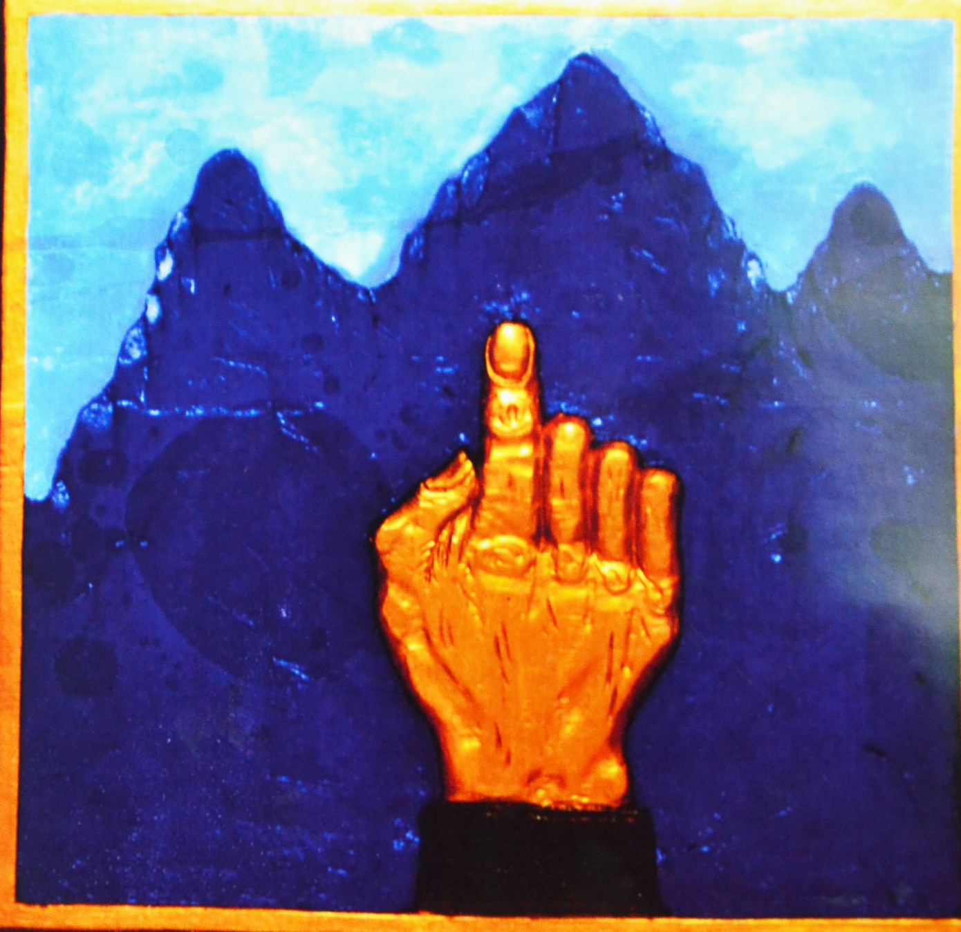 Biểu tượng Nhất dương chỉ bên tam sơn của môn phái Kim Sang Quyền