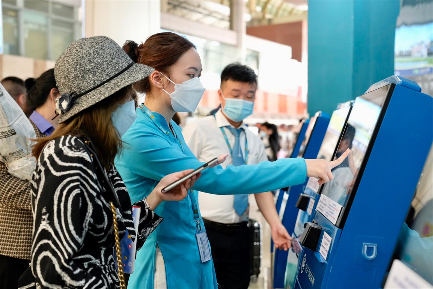 Giá vé máy bay tăng cao khiến nhiều gia đình từ bỏ kế hoạch du lịch nội địa. Ảnh minh họa: PT Giá vé máy bay tăng cao khiến nhiều gia đình từ bỏ kế hoạch du lịch nội địa. Ảnh minh họa: PT