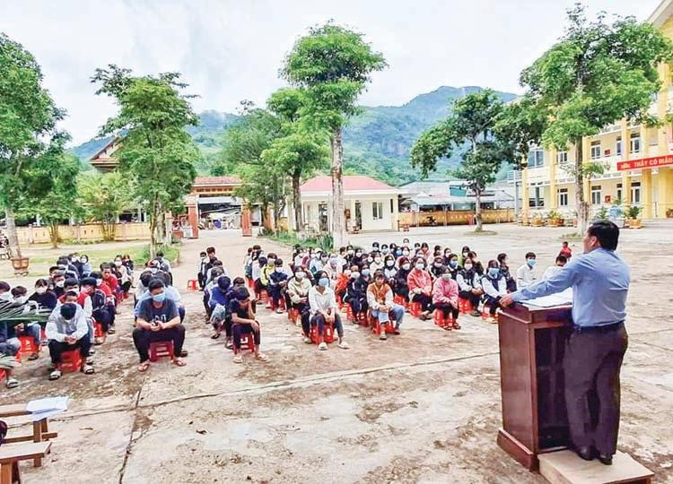 Một hoạt động thiết thực của Đoàn. Ảnh: NVCC