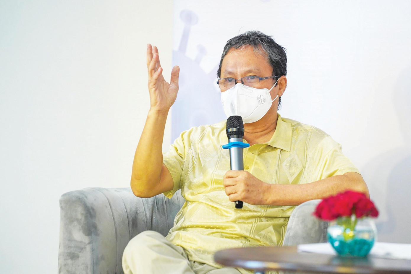 BS Hữu Khanh đã trở thành nhân vật được cộng đồng yêu mến. Ảnh: Vân Sơn BS Hữu Khanh đã trở thành nhân vật được cộng đồng yêu mến. Ảnh: Vân Sơn