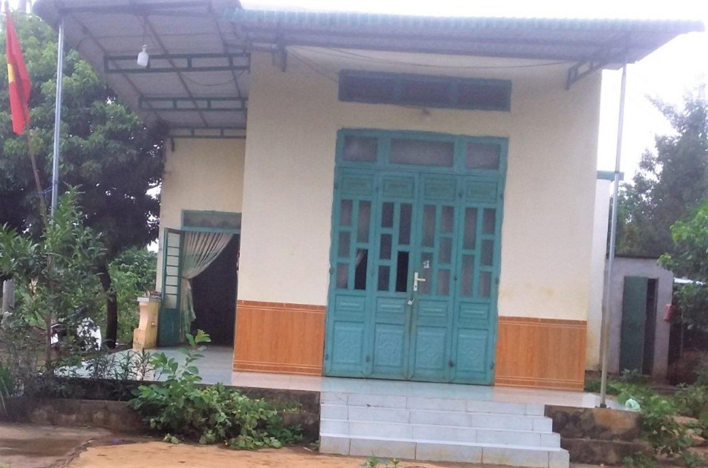 Ngôi nhà của Y Thắt trước khi bị san ủi