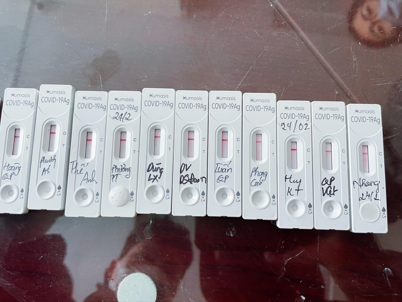 Ðoàn làm phim liên tục test để đảm bảo an toàn cho diễn viên