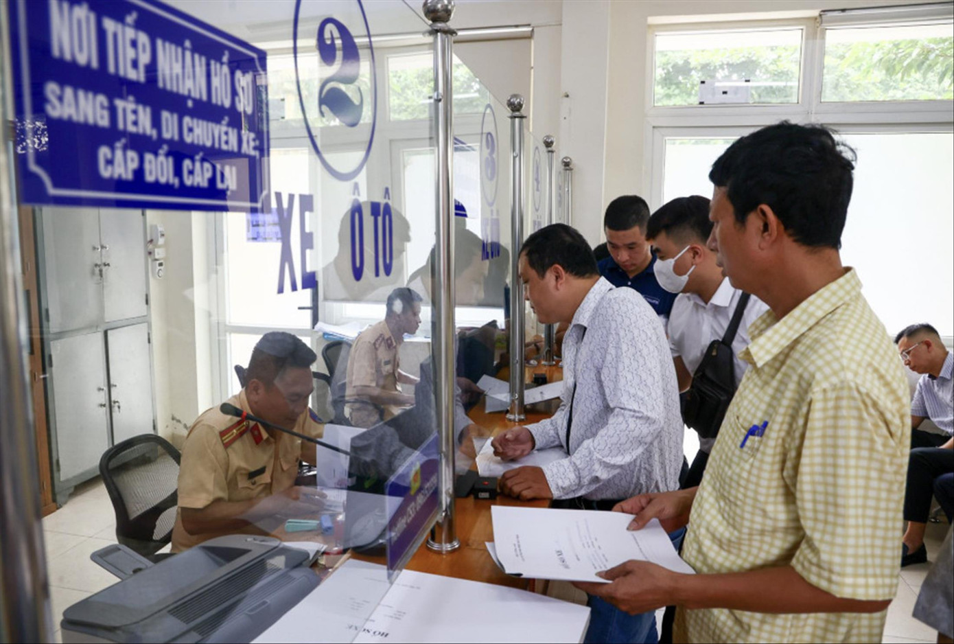 VATA kiến nghị cho phép tiếp tục kiểm định đối với các phương tiện chưa kịp đổi CNĐKX trong thời gian 2 năm (Ảnh minh họa)