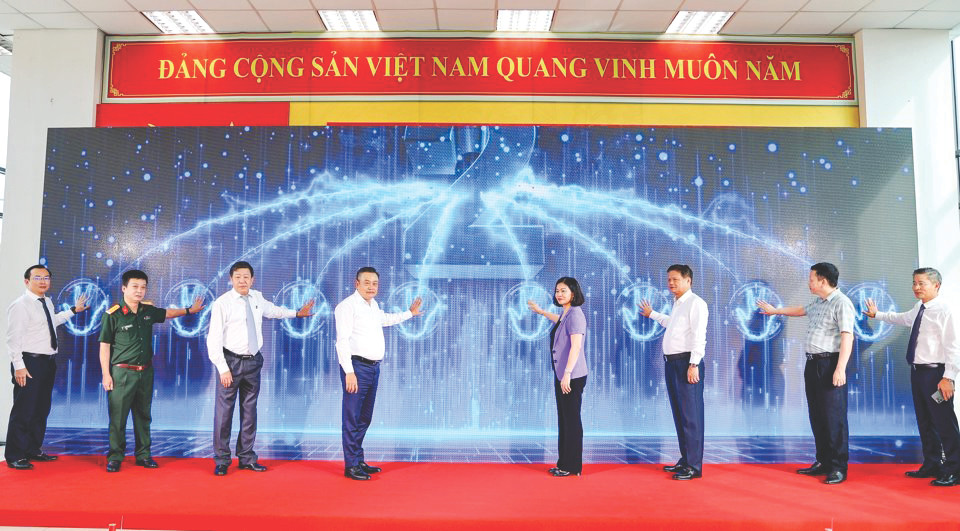 Lãnh đạo thành phố và đại diện Sở GTVT, Tramoc khai trương Trung tâm TOC