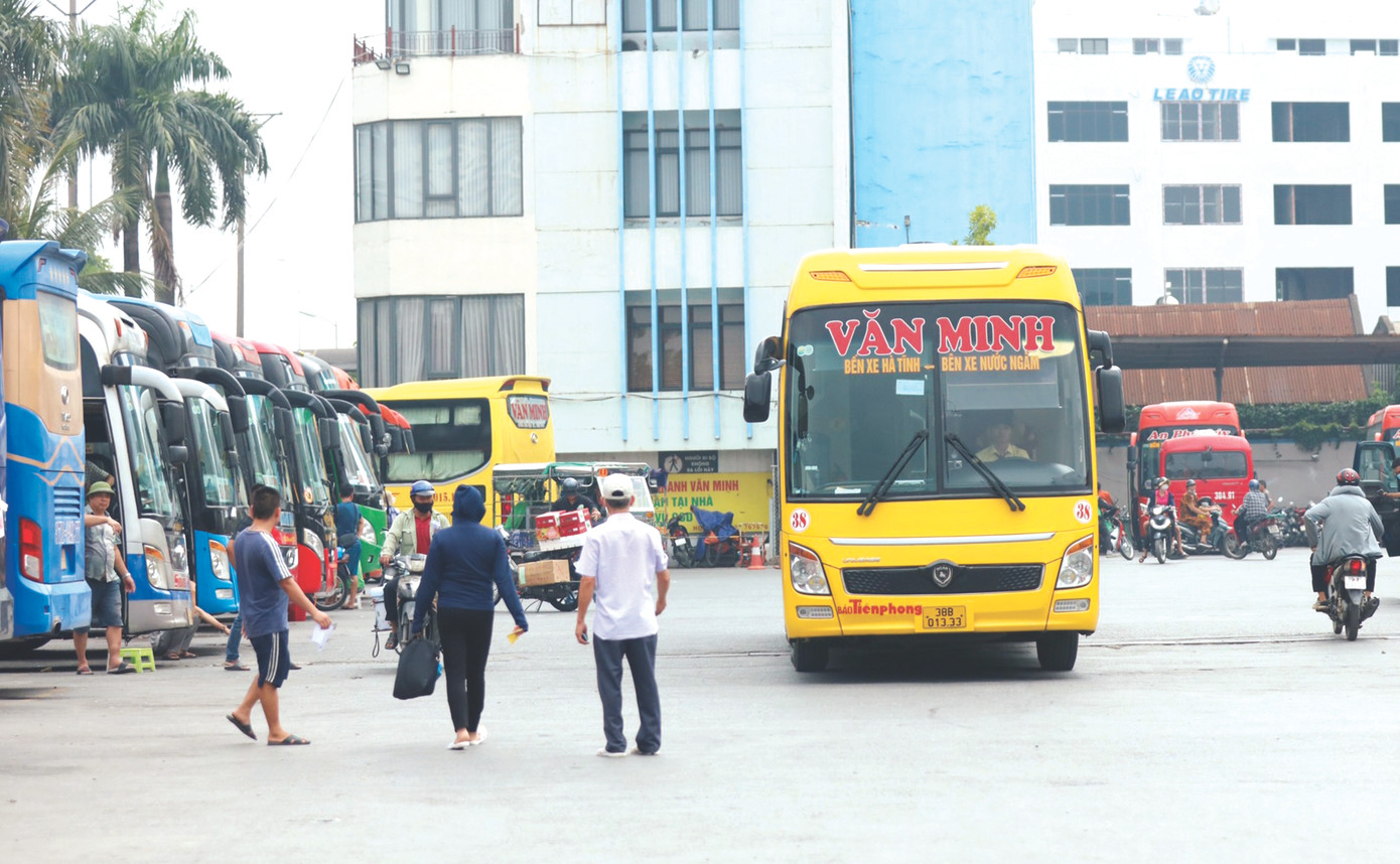 Bến xe đang có các tuyến xe khách hoạt động đông nhất gồm: Nghệ An, Hà Tĩnh, Hải Phòng…