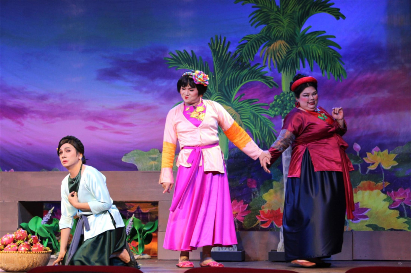 Bộ ba Tấm - Cám - mẹ Cám sẽ lại khuấy động sân khấu kịch Tết 2024 Bộ ba Tấm - Cám - mẹ Cám sẽ lại khuấy động sân khấu kịch Tết 2024