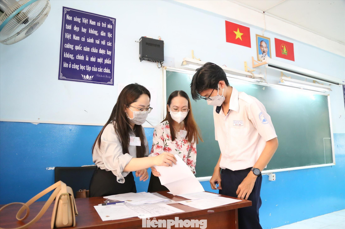 Thí sinh dự thi tốt nghiệp THPT 2023 tại TPHCM. Ảnh: Nguyễn Dũng Thí sinh dự thi tốt nghiệp THPT 2023 tại TPHCM. Ảnh: Nguyễn Dũng