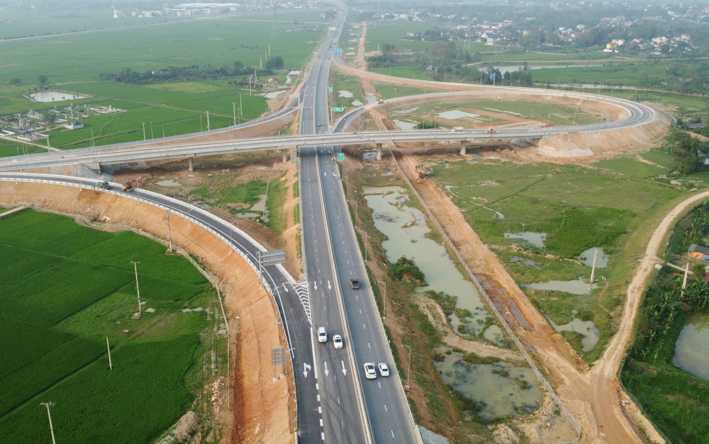 Bộ GTVT đang nỗ lực cụ thể hóa mục tiêu đạt 3.000 km cao tốc vào năm 2025. Ảnh: Trọng Đảng Bộ GTVT đang nỗ lực cụ thể hóa mục tiêu đạt 3.000 km cao tốc vào năm 2025. Ảnh: Trọng Đảng