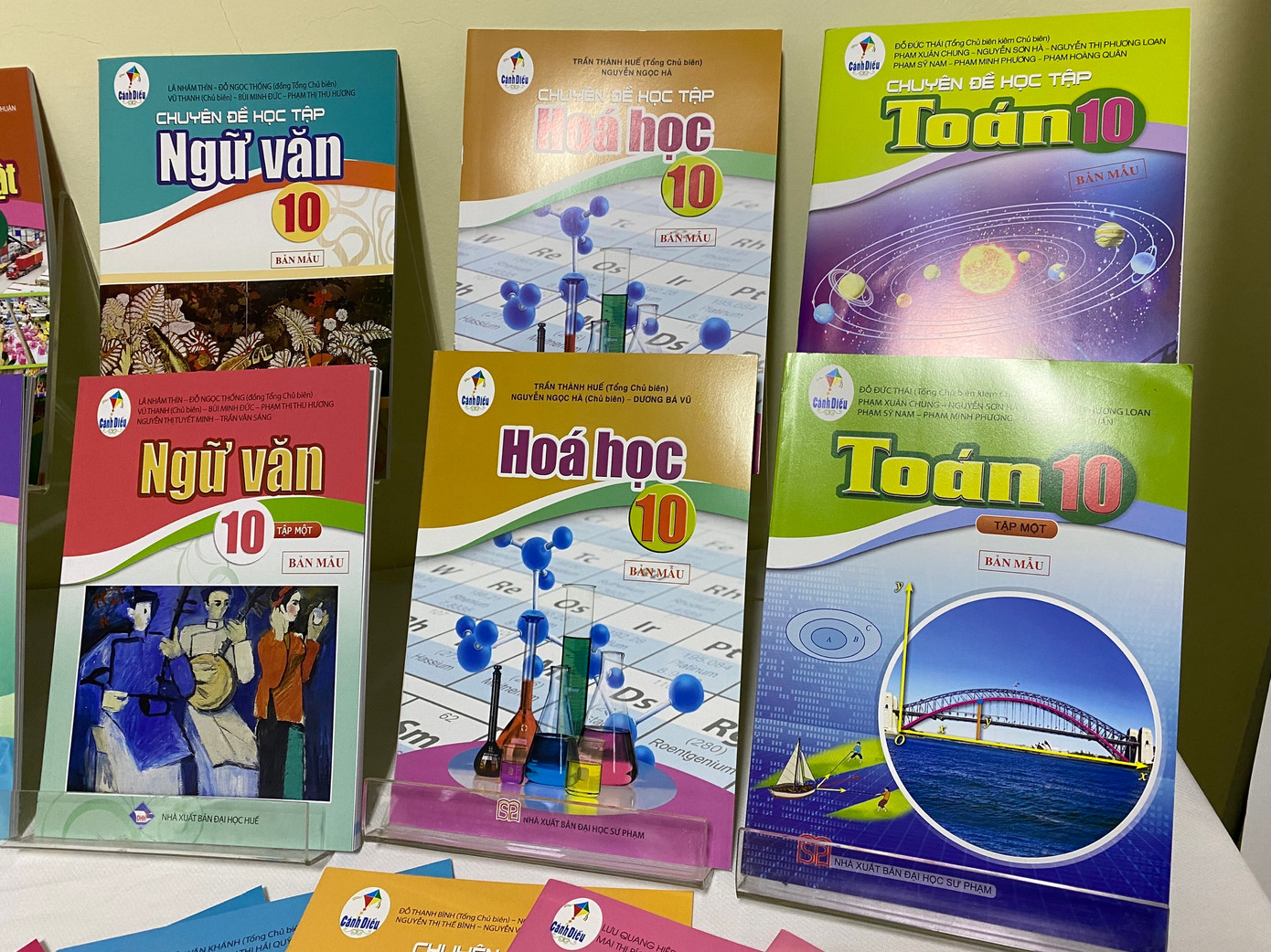 SGK lớp 10 chương trình GDPT mới đã áp dụng cho năm học 2022-2023