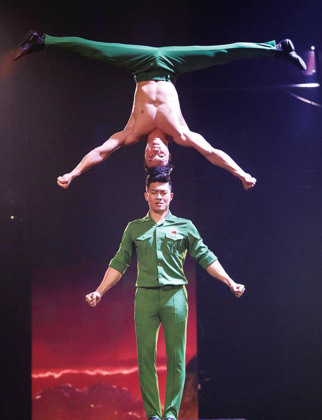 Quốc Cơ- Quốc Nghiệp