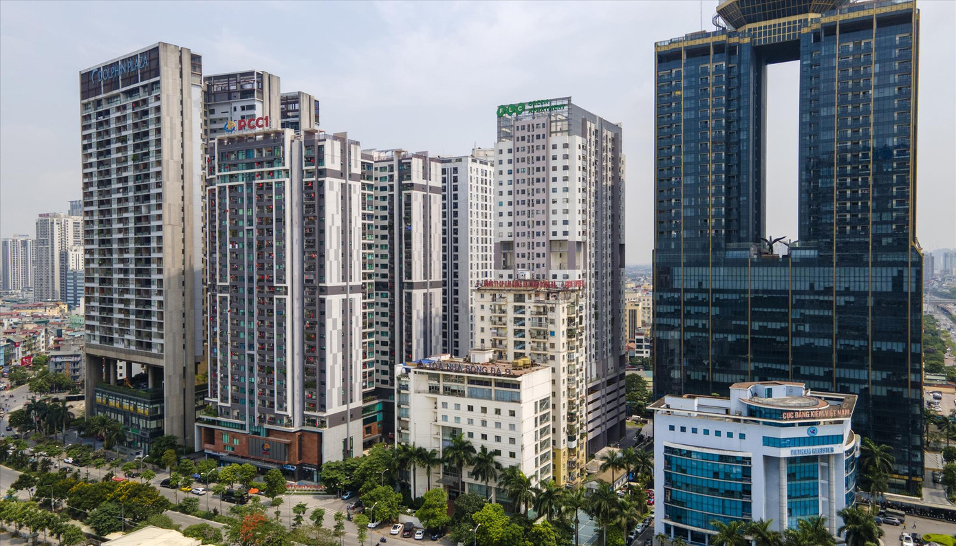 Nhiều dự án BÐS đầy đủ pháp lý nhưng đang bị ngân hàng kiểm soát tín dụng khiến người mua khó tiếp cận vốn. Ảnh: Lộc Liên Nhiều dự án BÐS đầy đủ pháp lý nhưng đang bị ngân hàng kiểm soát tín dụng khiến người mua khó tiếp cận vốn. Ảnh: Lộc Liên