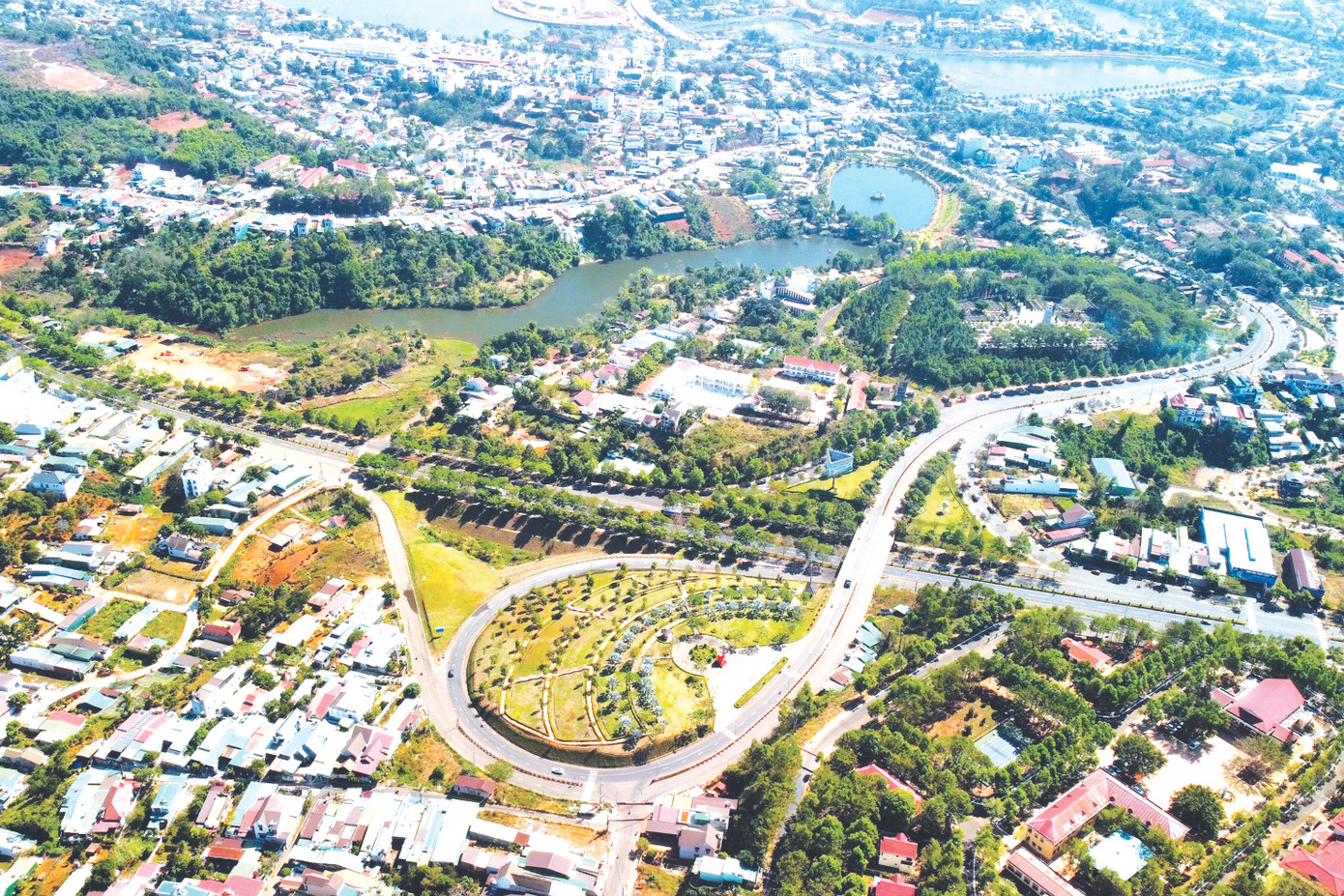 Trung tâm TP Gia Nghĩa, Đắk Nông nhìn từ trên cao. Ảnh: Lê Phước Trung tâm TP Gia Nghĩa, Đắk Nông nhìn từ trên cao. Ảnh: Lê Phước