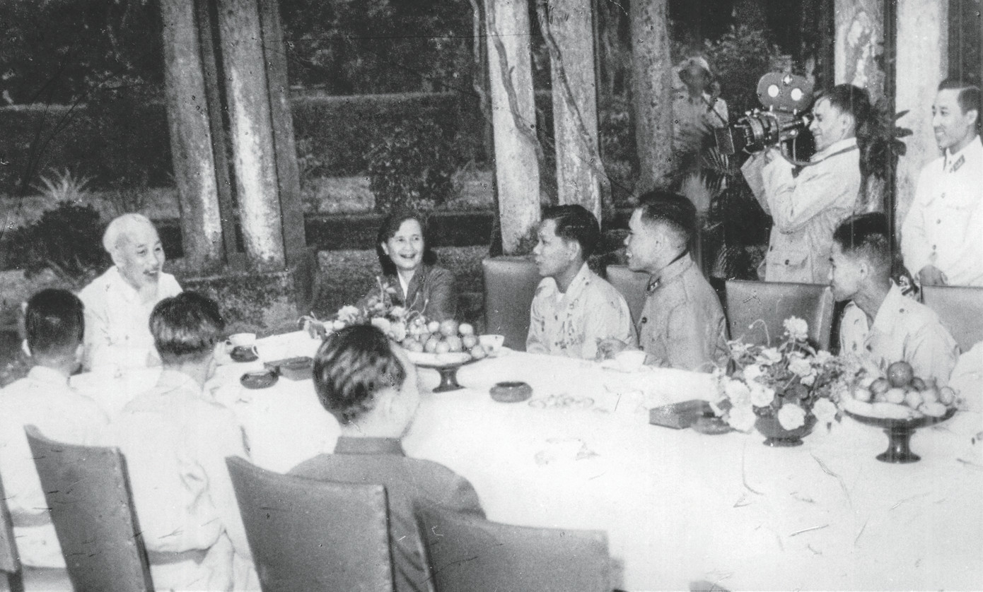 Kho lưu trữ bảo quản một khối lượng lớn thước phim quý về Chủ tịch Hồ Chí Minh, các lãnh đạo Đảng, Nhà nước, quân đội và các cuộc chiến tranh vệ quốc vĩ đại. Ảnh: ĐAQĐND Kho lưu trữ bảo quản một khối lượng lớn thước phim quý về Chủ tịch Hồ Chí Minh, các lãnh đạo Đảng, Nhà nước, quân đội và các cuộc chiến tranh vệ quốc vĩ đại. Ảnh: ĐAQĐND