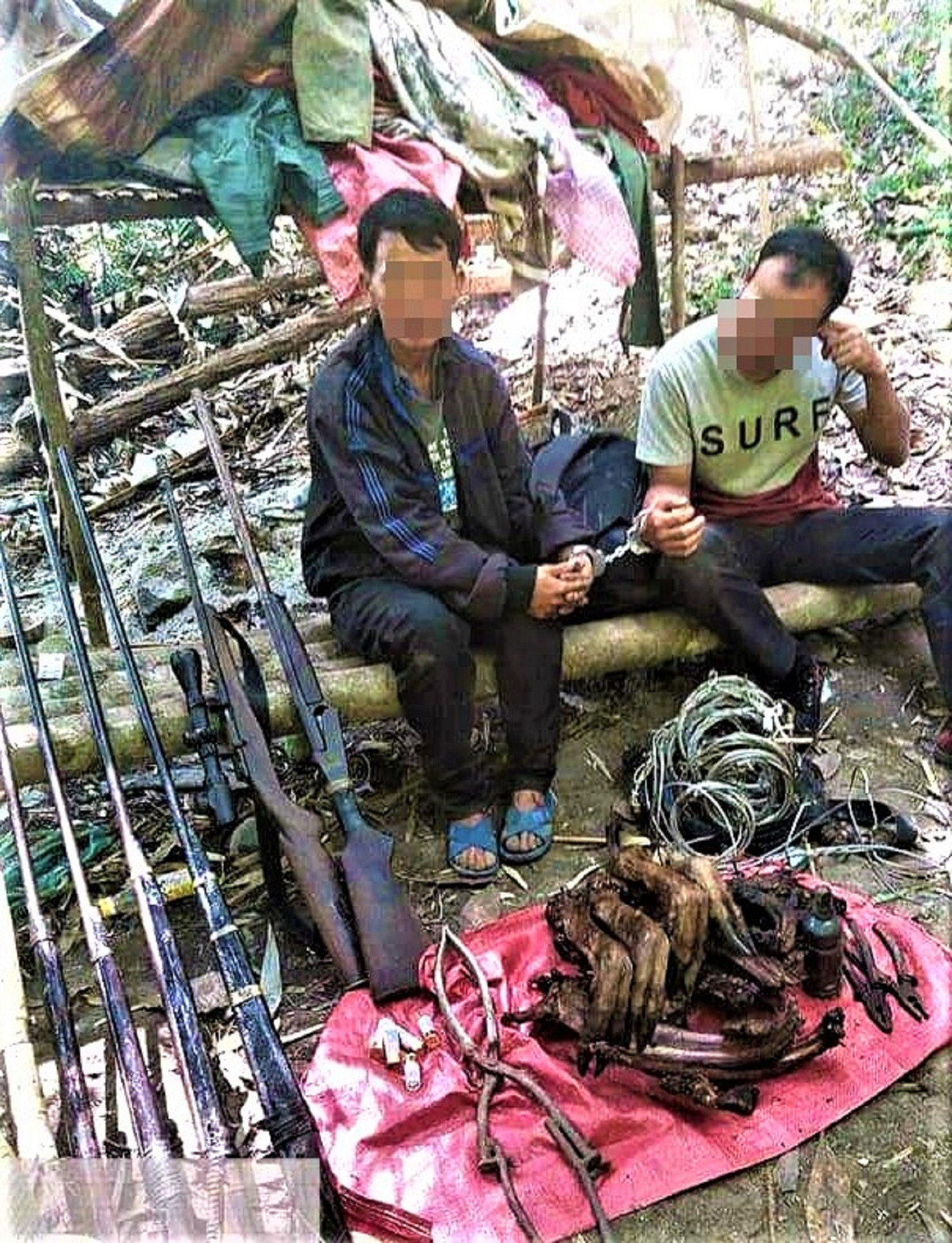 Một nhóm thợ săn bị lực lượng kiểm lâm VQG Chư Yang Sin phát hiện