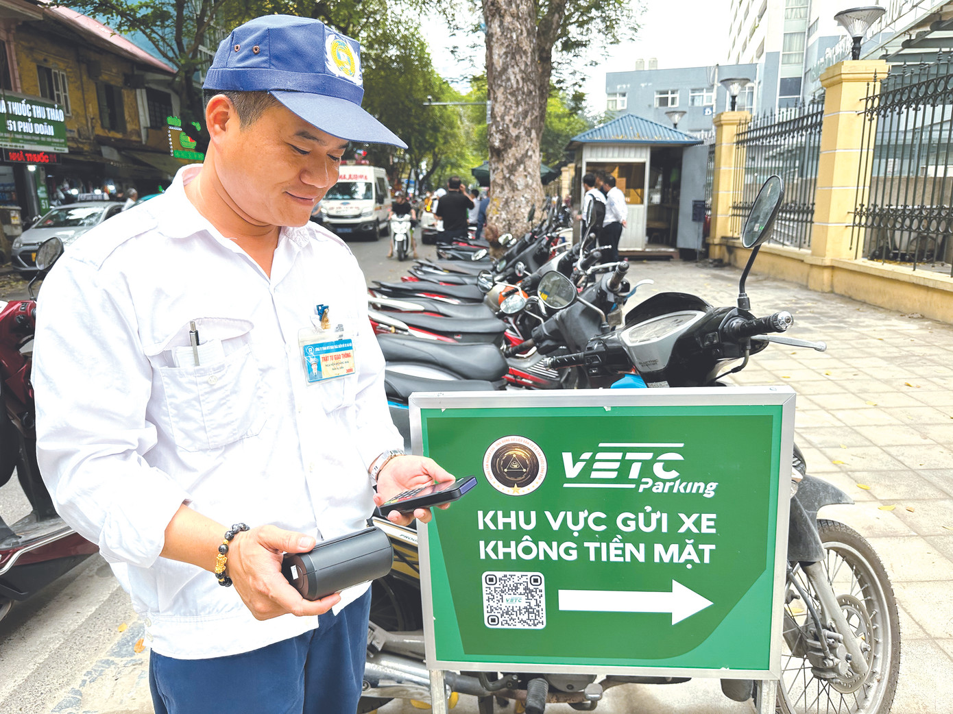 Cty Khai thác điểm đỗ xe đang là đơn vị có nhiều bãi, điểm đỗ xe không dùng tiền mặt nhất tại Hà Nội