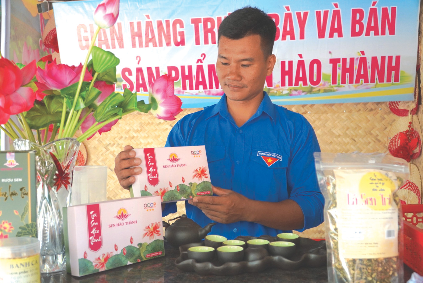 Để khôi phục, phát huy nét văn hóa của Thành Sen xưa và tạo nên những sản phẩm đặc trưng mới, thay đổi tập quán sản xuất của người dân, hướng đến phát triển du lịch, thành phố Hà Tĩnh triển khai dự án trồng sen quy mô lớn trên địa bàn