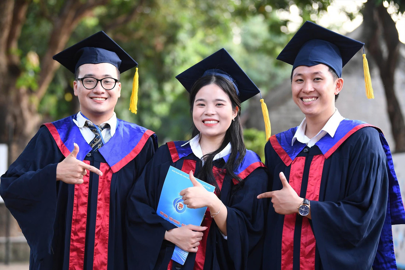 Thế hệ học sinh, sinh viên thời đại mới sẽ tiếp tục kế thừa và phát huy tinh thần sẵn sàng cống hiến cho đất nước. Ảnh: Dương Triều Thế hệ học sinh, sinh viên thời đại mới sẽ tiếp tục kế thừa và phát huy tinh thần sẵn sàng cống hiến cho đất nước. Ảnh: Dương Triều