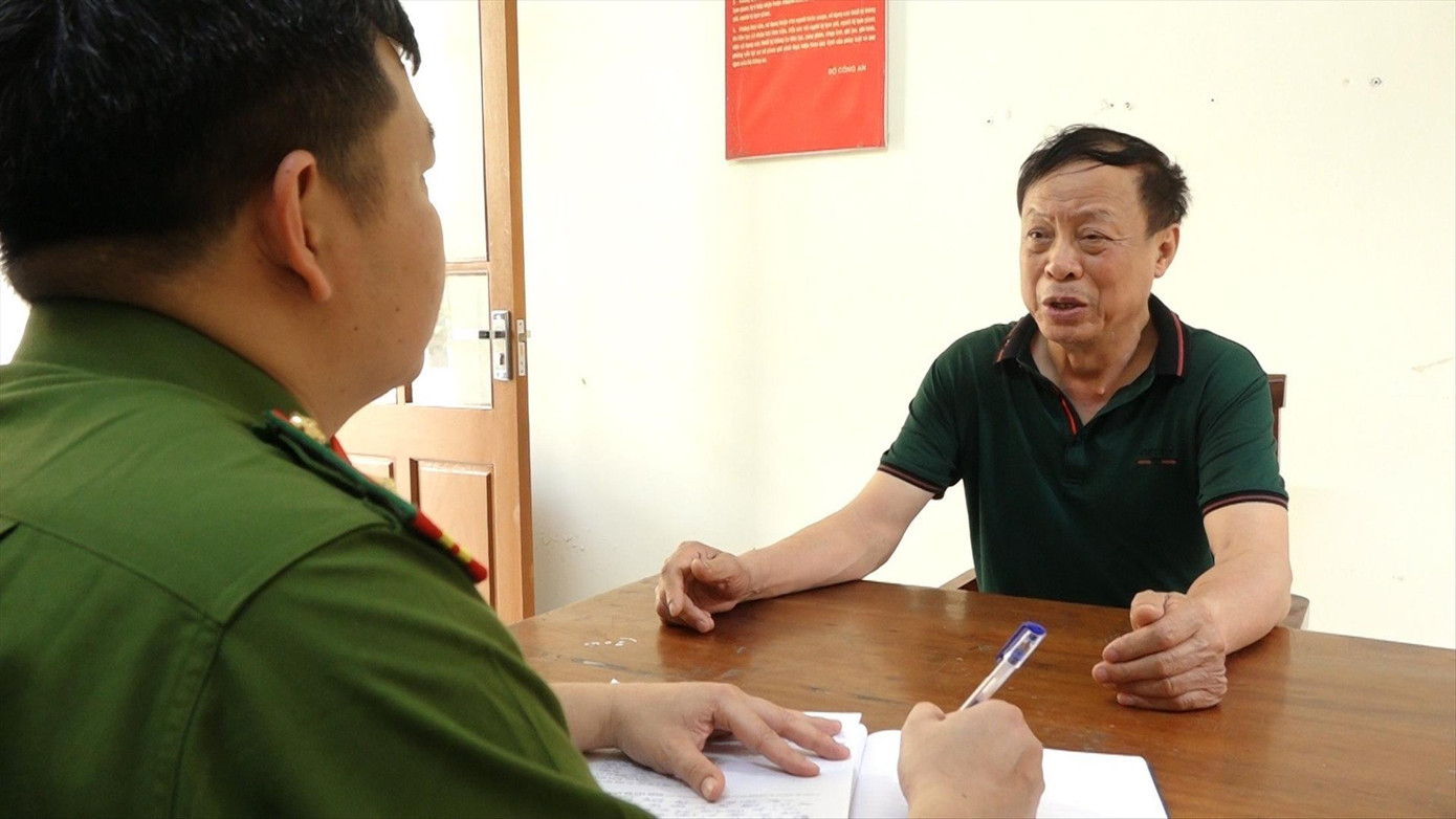 Ông Hoàng Ngọc Vĩnh ( sinh năm 1960) - tài xế ô tô trong vụ tai nạn đâm liên hoàn 17 xe máy làm 22 người bị thương tại ngã tư Võ Chí Công- Xuân La (Tây Hồ, Hà Nội). Cơ quan điều tra Công an quận Tây Hồ đã khởi tố vụ án “Vi phạm quy định về điều khiển giao thông” để điều tra