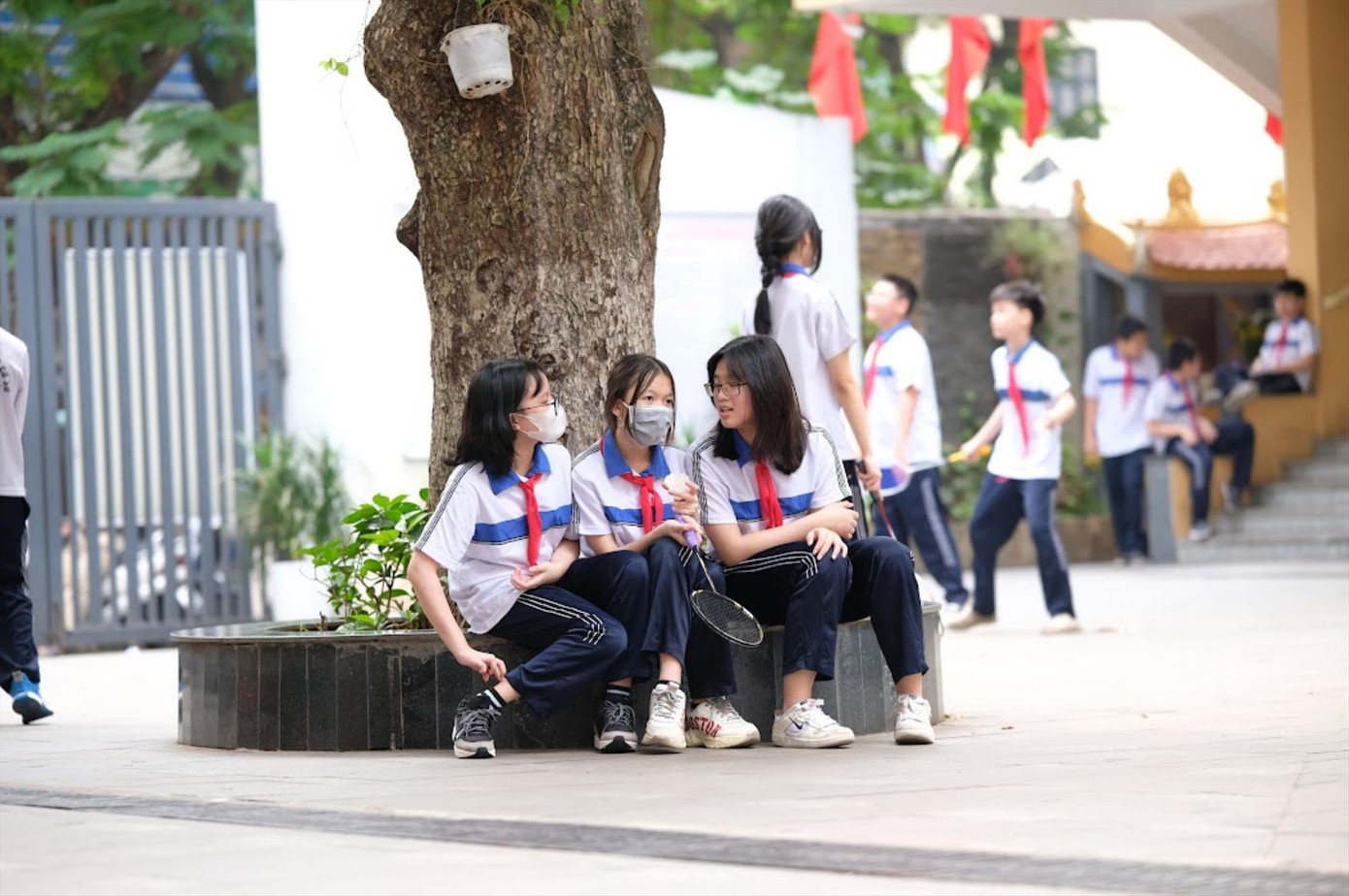 Nhà trường cần tăng cường giáo dục đạo đức cho học sinh. Ảnh: Hoàng Mạnh Thắng.